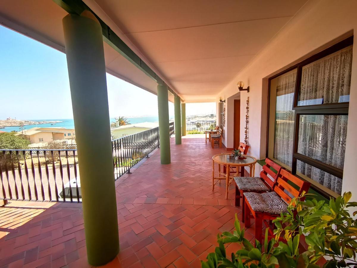 Zur Waterkant Guesthouse Lüderitz Dış mekan fotoğraf